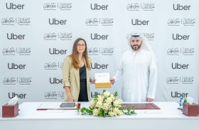 نقل عجمان توقع اتفاقية مع أوبر لإطلاق خدماتها في الإمارة