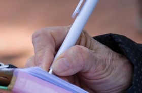 الكويت تعيد معلميها المتقاعدين للتدريس