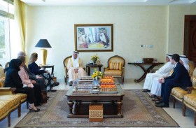 سعود بن صقر يستقبل سفيرة أستراليا