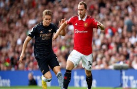 قمة «أولد ترافورد» تعيد مانشستر يونايتد إلى دائرة الضوء في «البريميير ليج» 