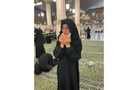(أمنية) تُحقّق حلم الطفلة سارة بأداء مناسك العمرة وزيارة الروضة الشريفة 