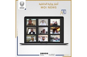 ضاحي خلفان يشيد بجهود فرق مكافحة المخدرات والشركاء من الجهات الحكومية والخاصة