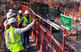 بلدية مدينة أبوظبي تعزز الوعي بمتطلبات الأمان في استخدام الرافعات البرجية