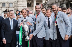 طريقة سوبر ماريو تصنع المعجزات في إيطاليا...!