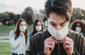 لماذا يقتل كورونا الرجال أكثر من النساء؟