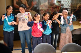 مؤسسة كلمات تغرس شغف القراءة بين 2200 طالب في مؤسسات تعليمية وخيرية بالمغرب