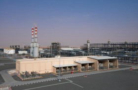 أدنوك البرية تُرسي ثلاثة عقود لتركيب منشآت رؤوس آبار وخطوط تدفق في عدة حقول