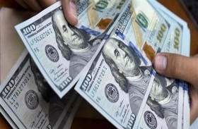الدولار يحوم فوق أقل مستوى في أسابيع قبل اجتماع مجلس الاحتياطي