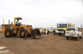 بلدية مدينة العين ترفع جاهزيتها لحالة عدم الاستقرار الجوي التي تشهدها الدولة