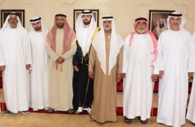 نهيان بن مبارك يحضر أفراح المنصوري والخيلي بالعين