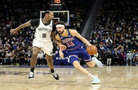 تومسون يقود ووريز للفوز على نتس في دوري أن بي ايه