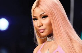 حقيقة انفصال نيكي ميناج عن زوجها 