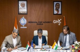 موانئ دبي العالمية تستكشف إمكانات نقل البضائع بالسكك الحديدية ذاتية التشغيل في الهند