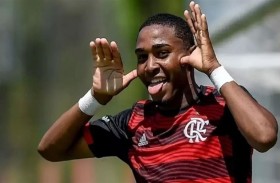 البرازيلي لوران صفقة الريال الجديدة