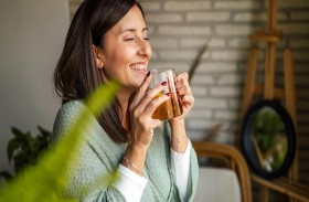 الشاي الأخضر يقلل من دهون البطن 