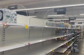 سكان سيدني يستحمون في الفنادق